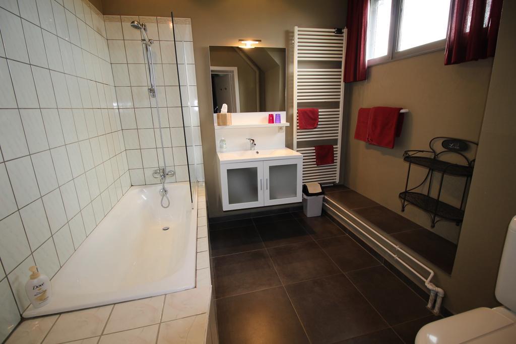 Hotel Les Alisiers Nadrin Zimmer foto